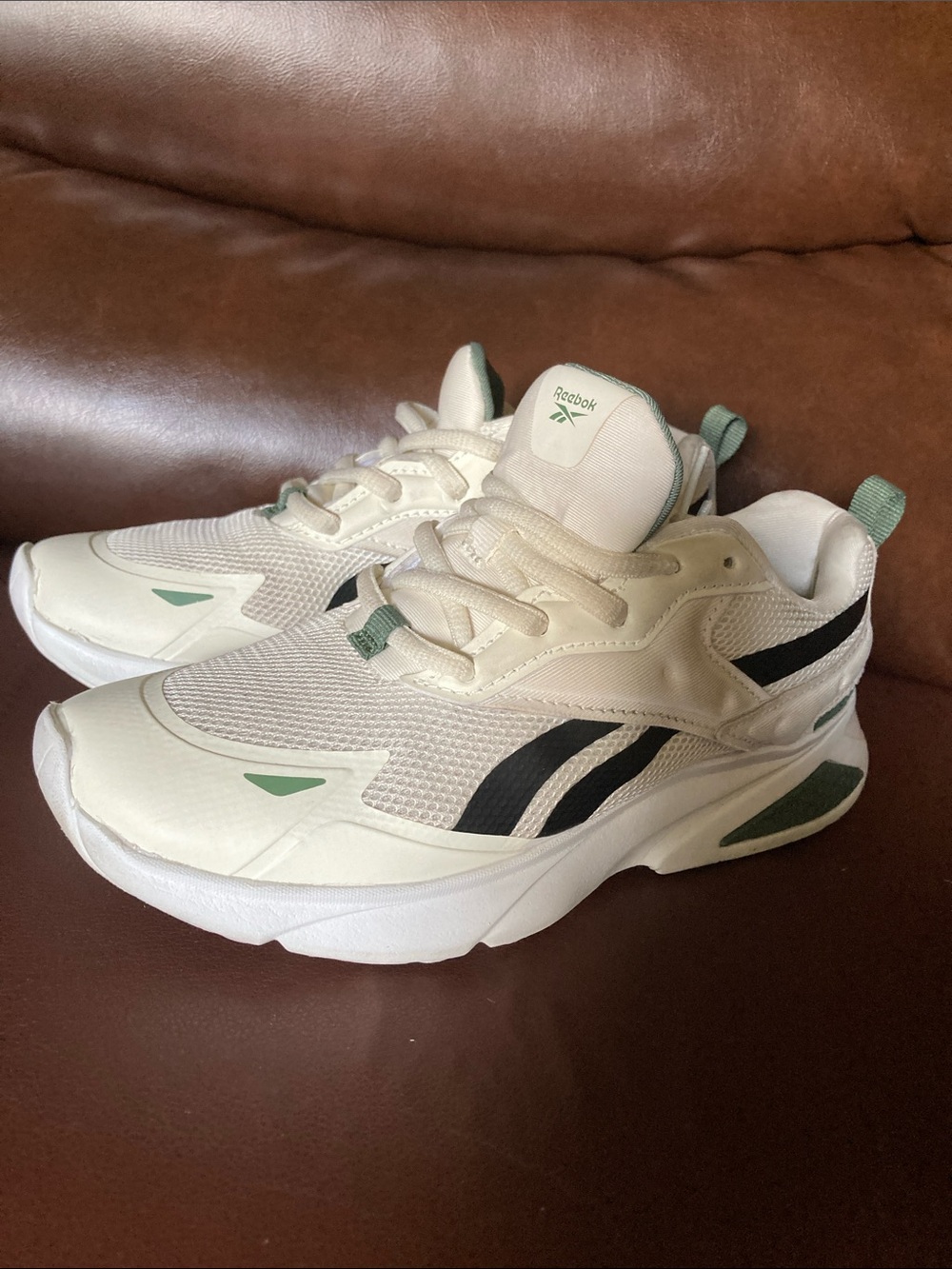 Reebok Off-White Sneakers with Green Accents Girls Size 3